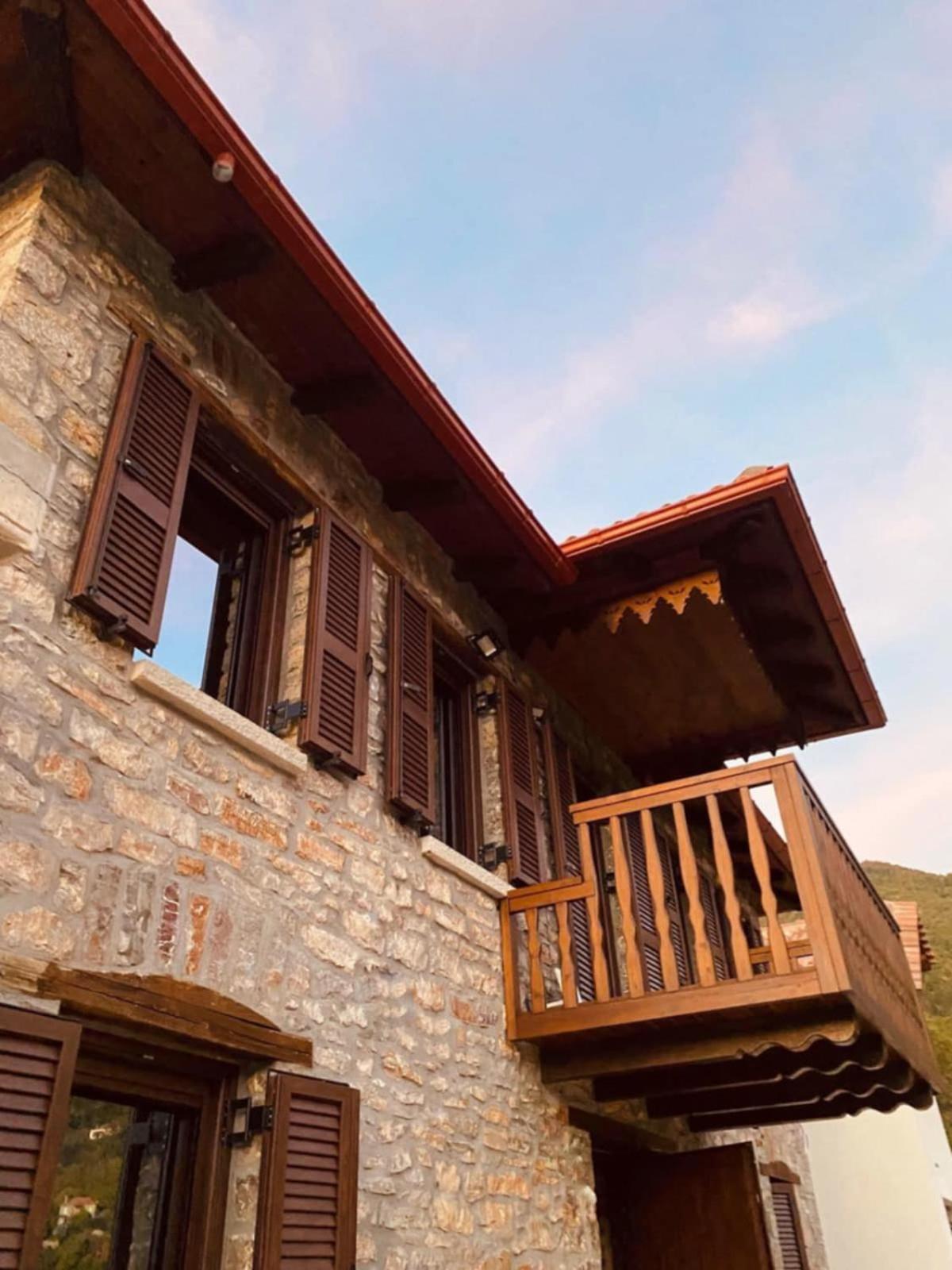 Guesthouse Amalia Kalesménon Zewnętrze zdjęcie