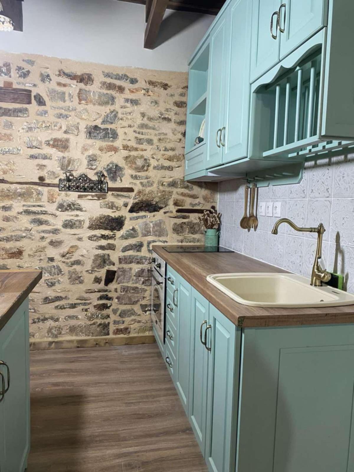 Guesthouse Amalia Kalesménon Zewnętrze zdjęcie