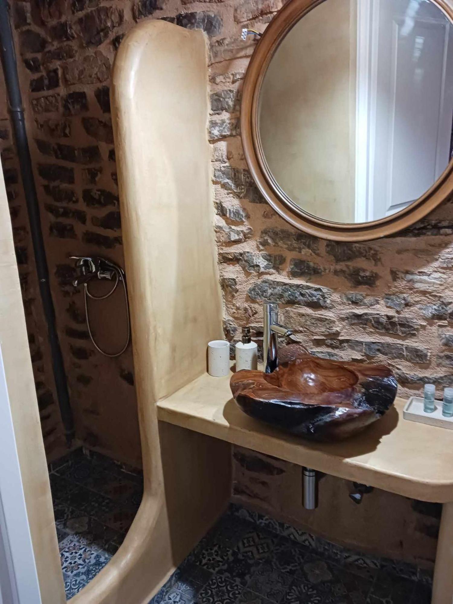 Guesthouse Amalia Kalesménon Zewnętrze zdjęcie